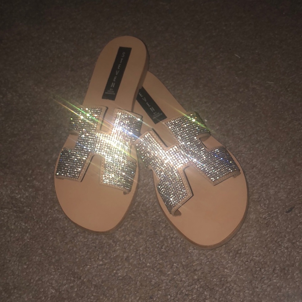 Steve Madden Greece Sandals